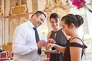 Hochzeit-Ines-Wolfram-Lucy-Schloss-Mirabell-Marmorsaal-Salzburg-_DSC8983-by-FOTO-FLAUSEN